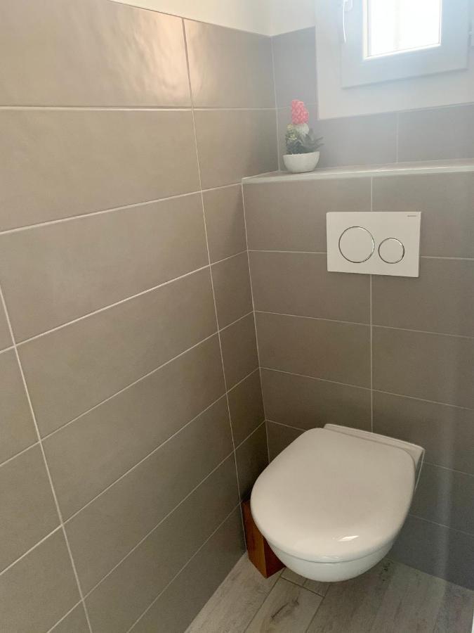 Appartement De Standing Avec Terrasse Σαιντ-Μαρί-ντε-λα-Μερ Εξωτερικό φωτογραφία